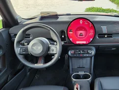 MINI John Cooper Works reforça posicionamento esportivo no Brasil - Sérgio Dias (12).jpeg 