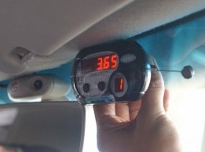 Táxis só circulam em Penedo a partir de 2016 com o taxímetro aferido e funcionando