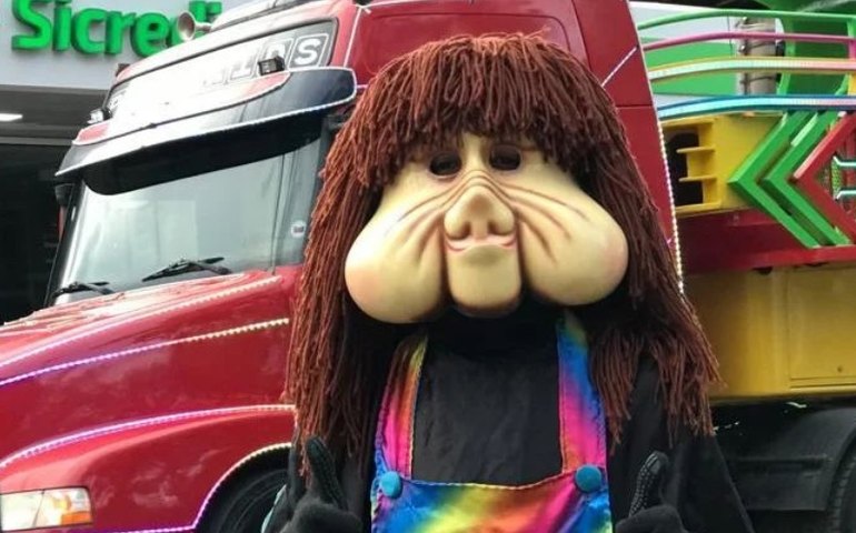 Fofão: Justiça proíbe Carreta Furacão de usar Fonfon e herdeiro deverá ser indenizado