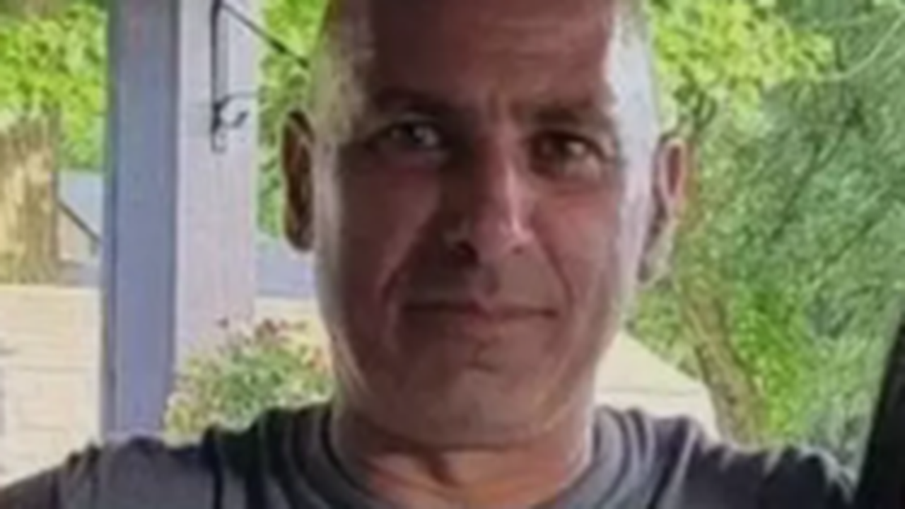 Ex chefe de Corpo do Bombeiros é identificado como vítima de atirador no atentado a Donald Trump