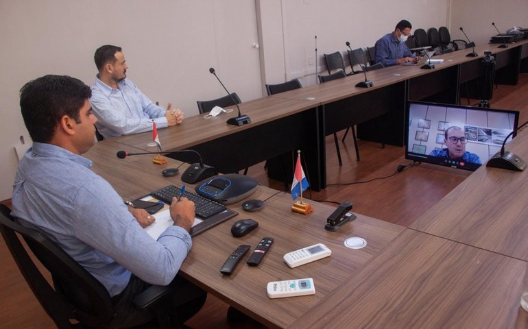 Empresa espanhola Esmalglass anuncia ampliação de unidade de fabril em Alagoas