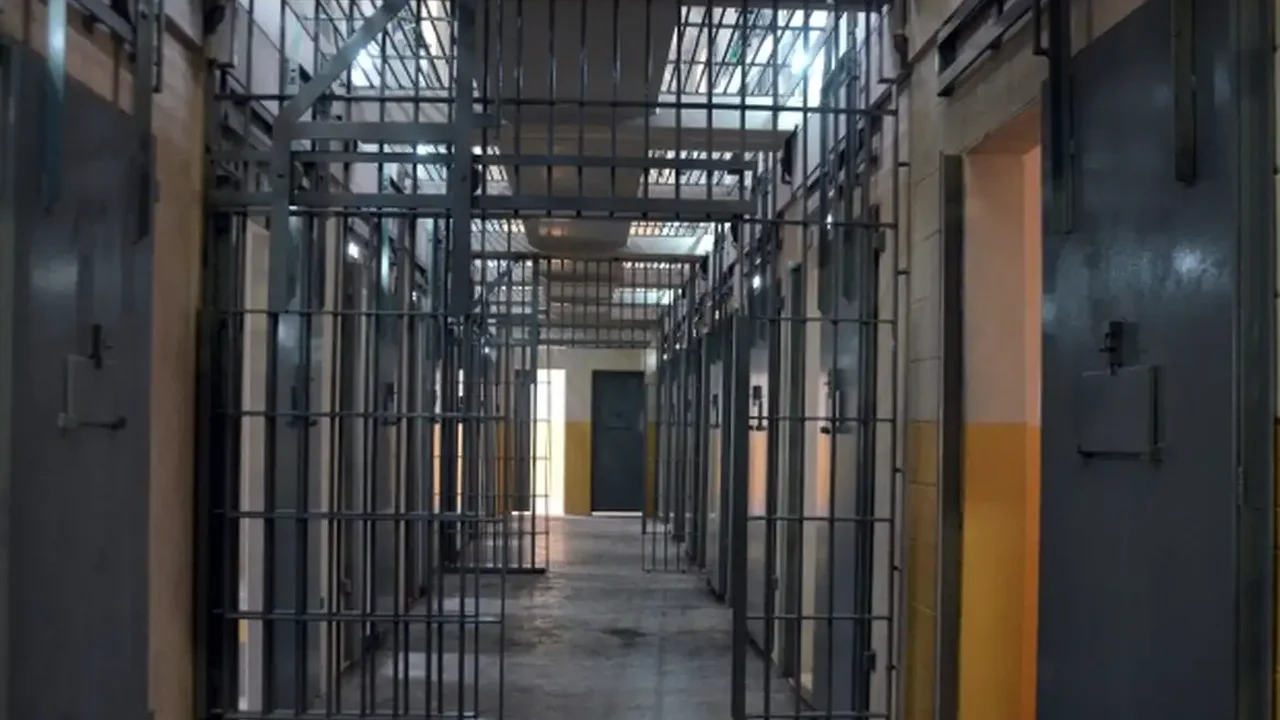 Como conexões nas prisões federais ajudaram a tornar o CV nacional e reforçaram migração de criminosos para o Rio