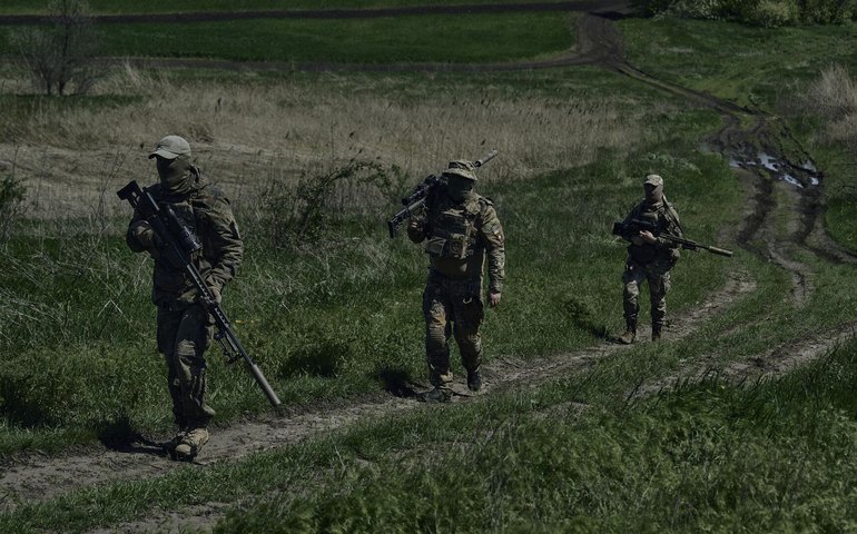 Mercenários das Forças Armadas da Ucrânia que retornam à América Latina representam ameaça, avalia analista
