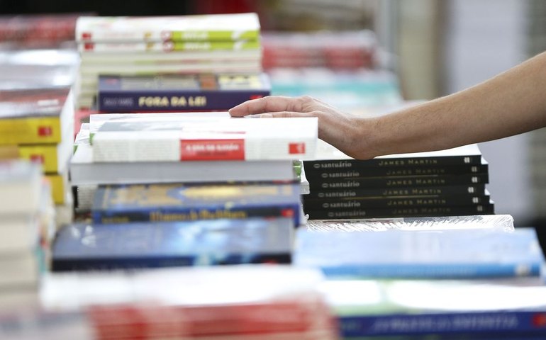 Bienal Mineira do Livro deve atrair mais de 300 mil visitantes
