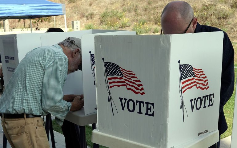 Califórnia vota em referendo que pode facilitar vitórias de democratas em eleições legislativas