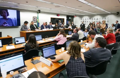 Na CCJ, Zambelli e aliados tentam desacreditar hacker que invadiu CNJ