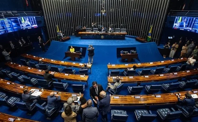 Senado adia para quarta votação da taxa para comprinhas de até US$ 50