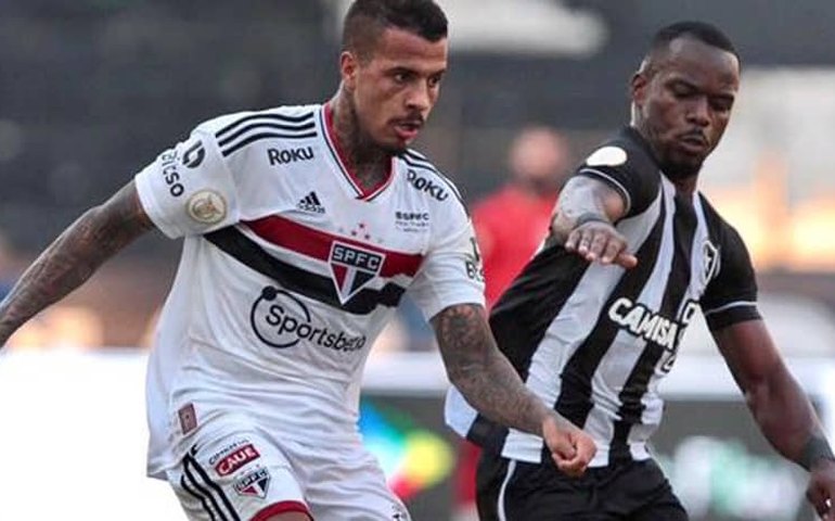 São Paulo perde para Botafogo e continua sem vencer como visitante