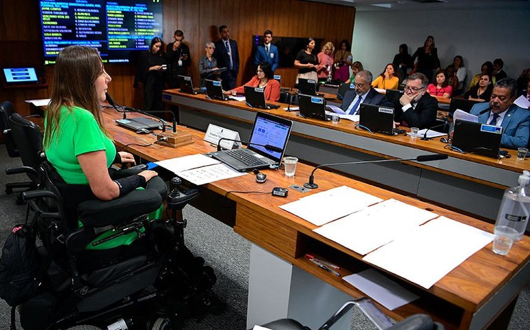 CAS pode votar regras para desfiliação de conselhos profissionais