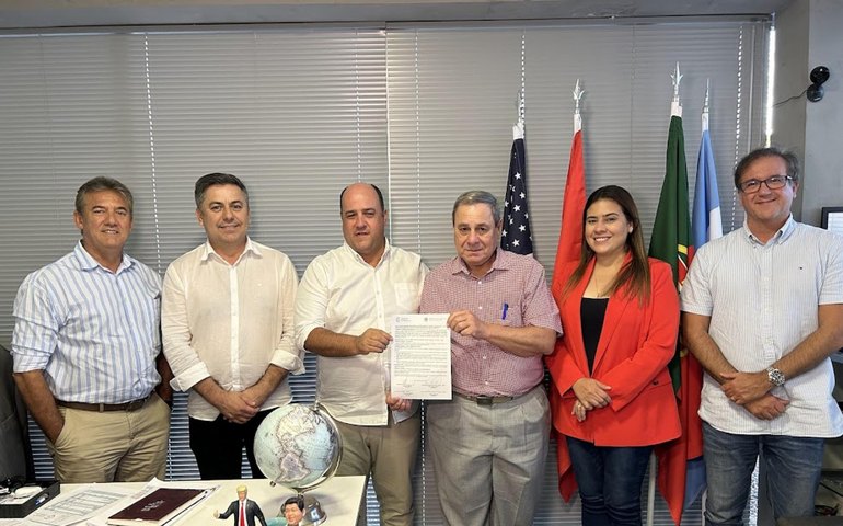 Sedics assina convênio com  ABNT e CFI para diversas tratativas no mercado asiático