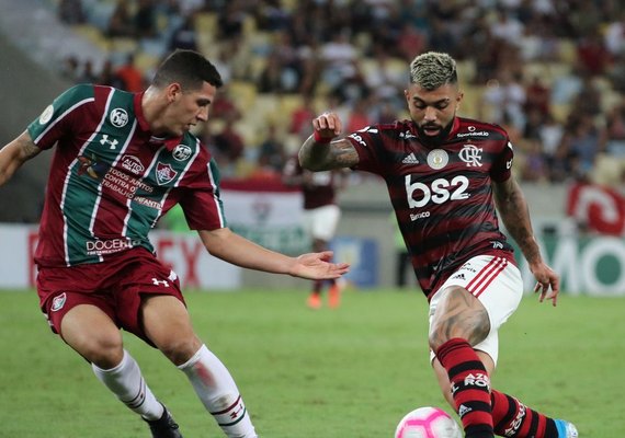Quandragular definido no Rio: Fla enfrenta Voltaço e Flu pega a Portuguesa