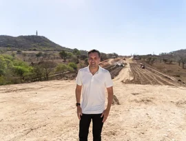 Isnaldo Bulhões garante recursos para novas estradas que vão transformar a mobilidade em Santana do Ipanema