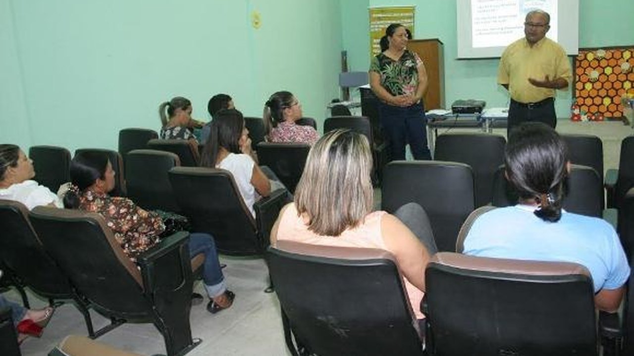 Educadores de Santana do Ipanema participam de capacitação