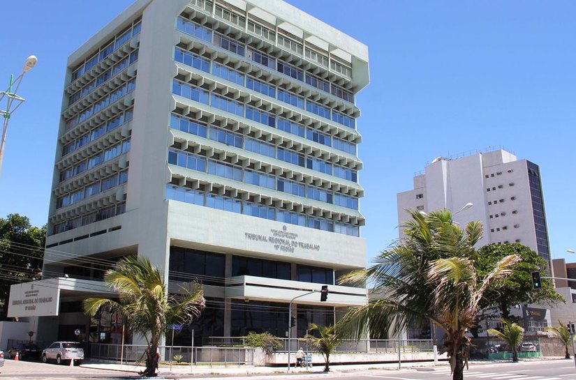 TRT/AL realiza ato público em defesa da Justiça do Trabalho nesta sexta