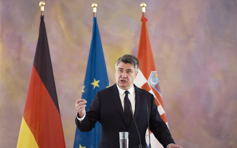 Presidente croata Zoran Milanovic vence segundo turno e é reeleito