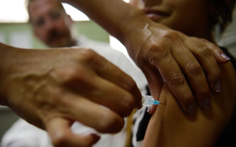 Vítimas de violência sexual terão prioridade na vacinação contra HPV