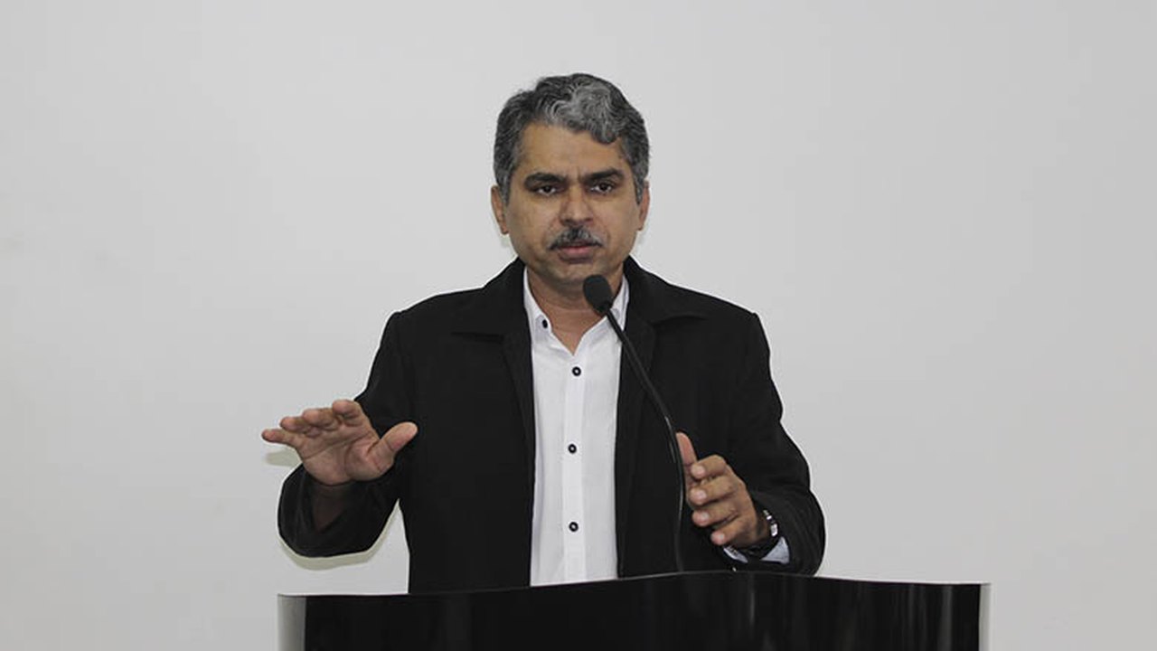 Vereador Edvaldo critica rejeição de denúncia contra prefeito de Delmiro Gouveia