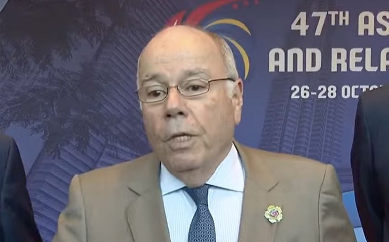 Reuniões para suspender tarifaço começam ainda hoje, diz Mauro Vieira