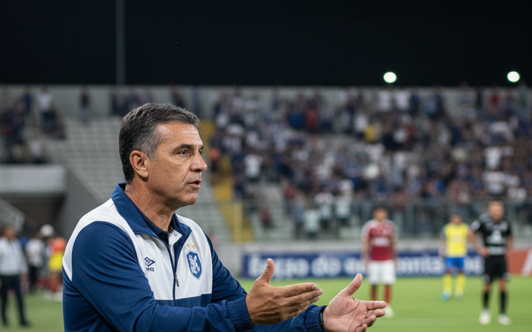 Ex-Flamengo, Reinaldo se consolida como técnico do Maricá e mira lugar na elite do Brasileirão