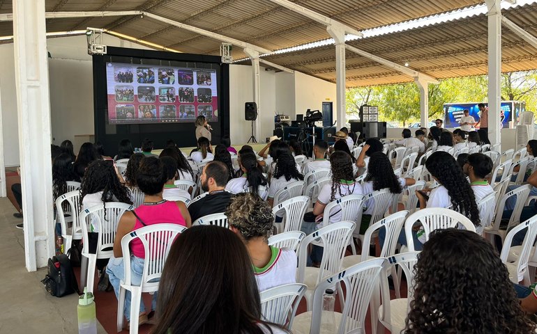 Participação do público e faturamento crescem na 40ª edição da Expo Bacia Leiteira