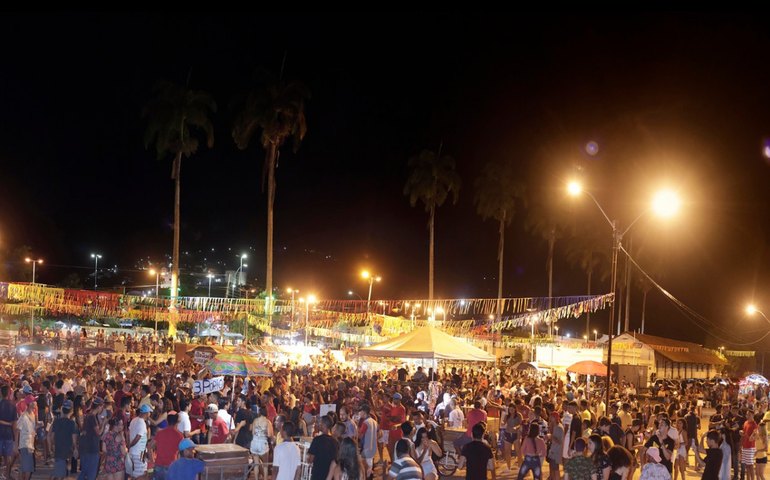 Começam as prévias carnavalescas em Palmeira com Bloco Kids Aquarela
