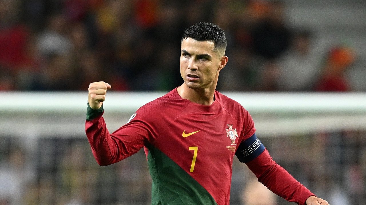 Cristiano Ronaldo marca contra o Uzbequistão e faz gol em seis Copas