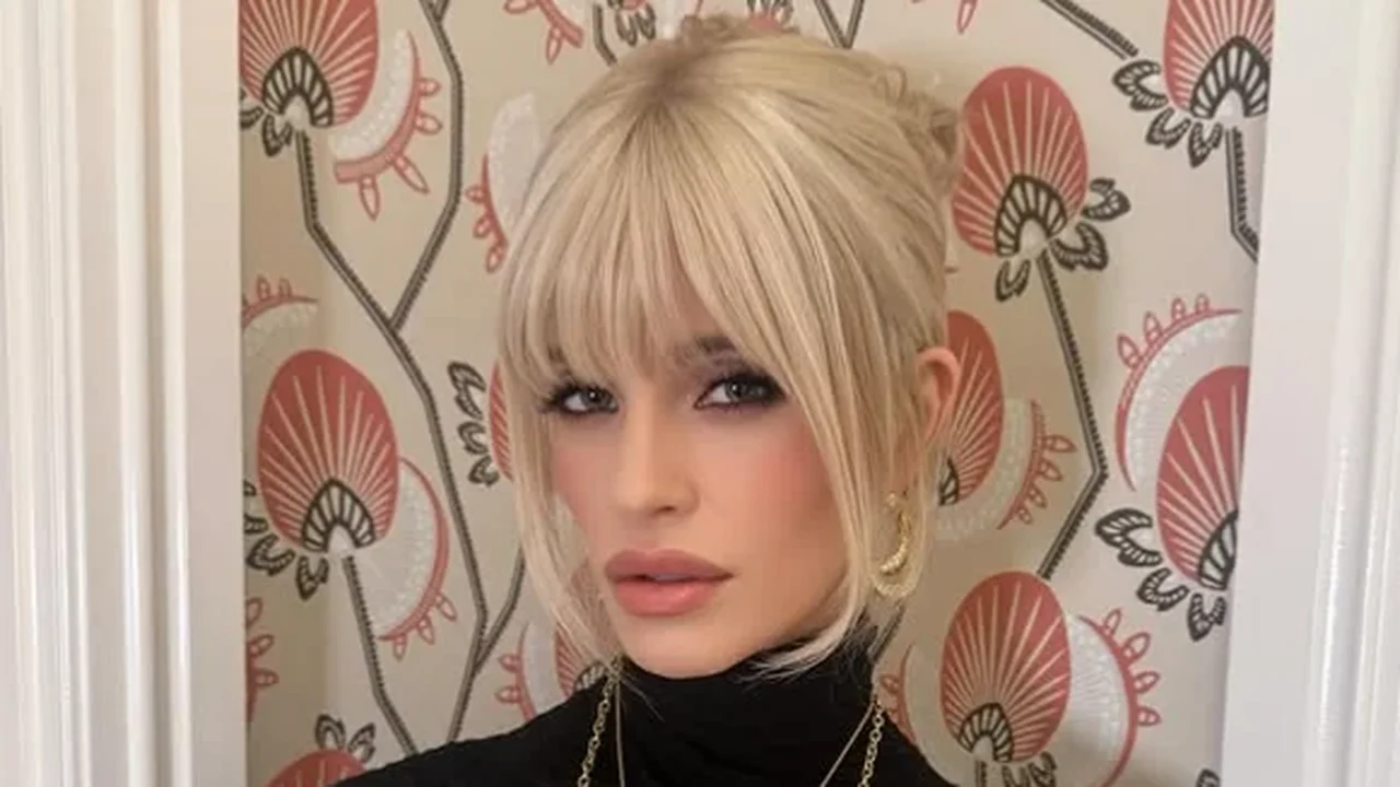 'Luto público não é propriedade pública': Kelly Osbourne rebate críticas sobre aparência após morte do pai, Ozzy