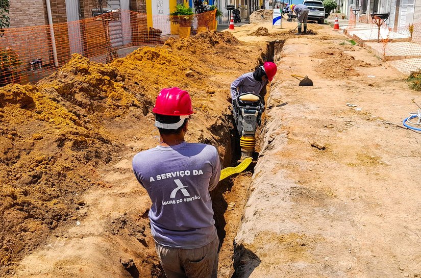 Seis cidades do interior de Alagoas passam por obras de implantação de redes de saneamento esta semana
