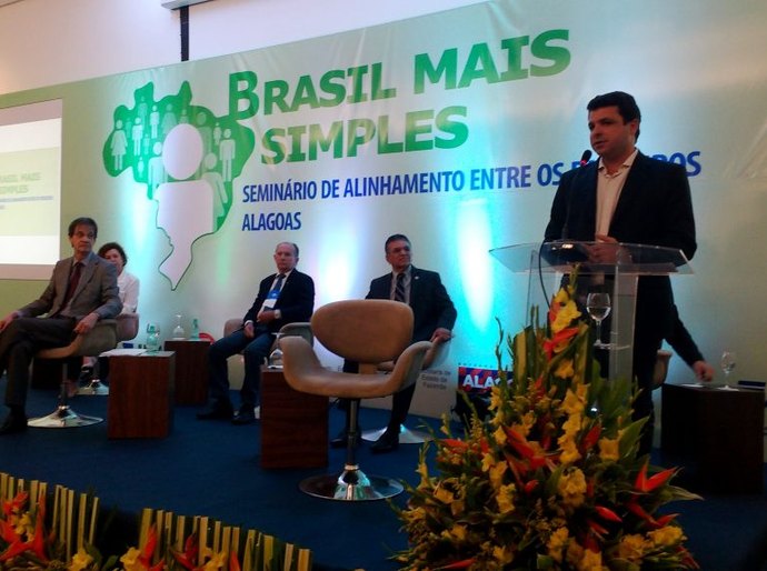 Secretário de Finanças participa de Seminário Brasil Mais Simples
