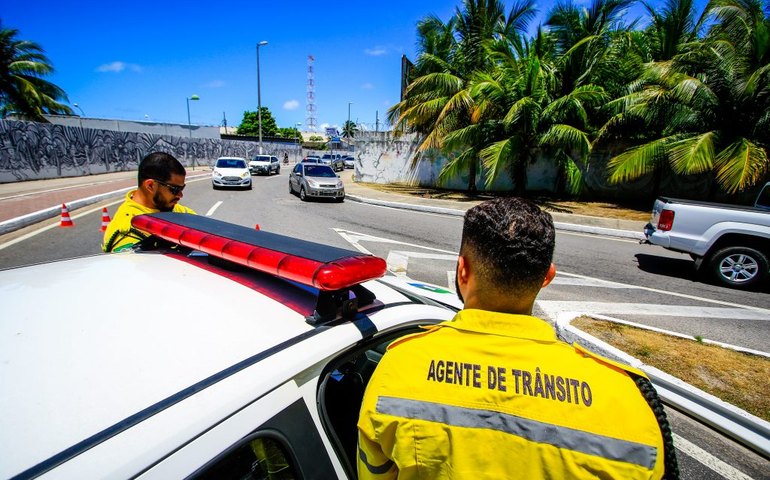 Entenda as alterações no trânsito da Pajuçara para a alta temporada