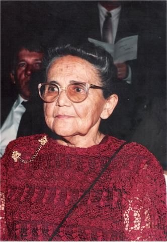 Nila Tavares de Almeida