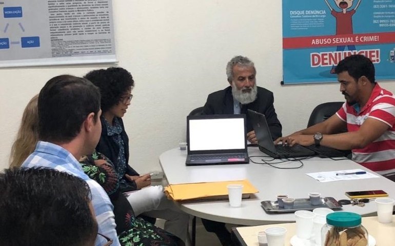 Ministério Público ajuíza ação para garantir vagas nas escolas para crianças autistas em Rio Largo