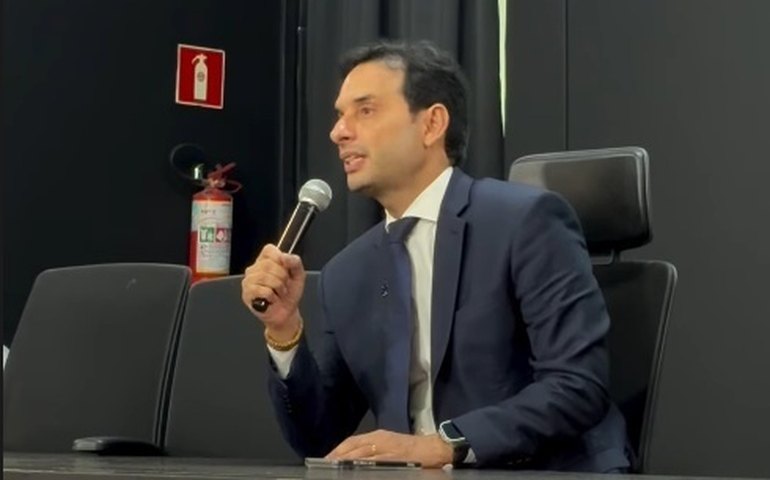 Programa Câmara pelo Brasil é inaugurado em Salvador com debate sobre trabalho por aplicativo