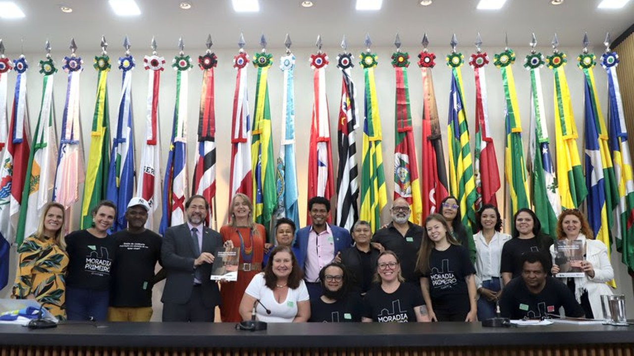Guia auxilia a implementação de projetos de moradia primeiro no Brasil