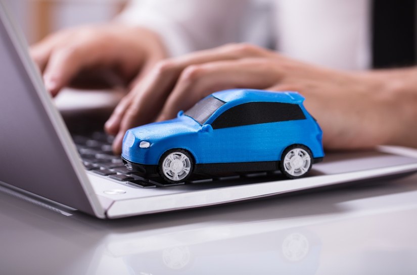 Brasileiro pesquisa preço do carro antes de vender: buscas online por 'quanto vale meu carro' crescem 368% em 2026