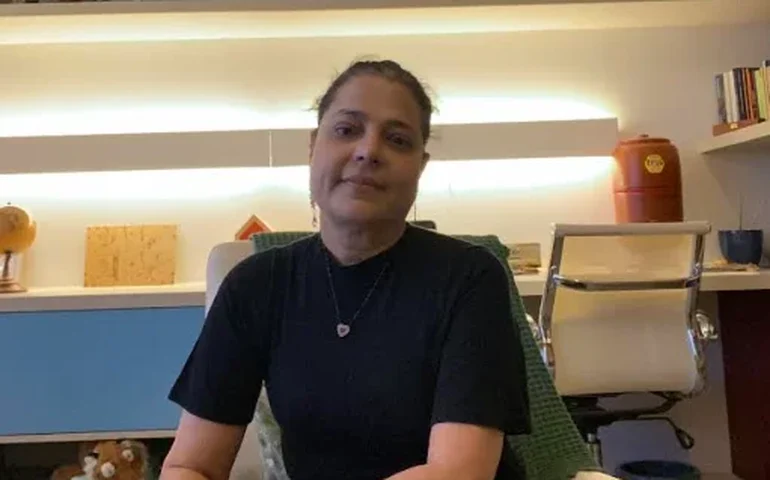 Enfrentando a ansiedade da separação com doçura: uma entrevista com a especialista em infância Denise Fleury