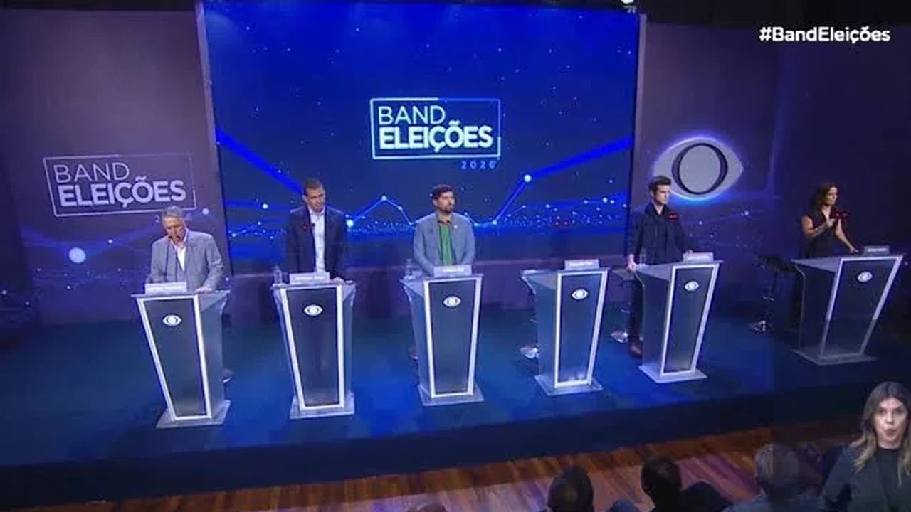 Debate tem críticas às ausências de Lula e Flávio, foco em segurança e divergências sobre a escala seis por um