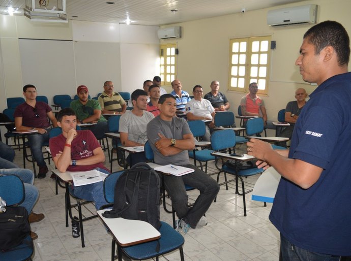 SMTT realiza curso para Condutor de Veículos de Emergência em Arapiraca