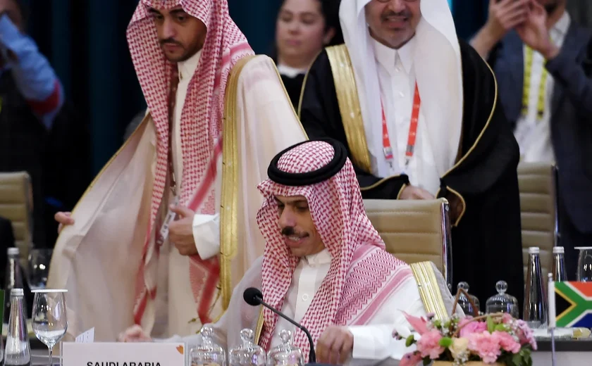 Arábia Saudita e Canadá restabelecem laços rompidos por causa dos direitos humanos