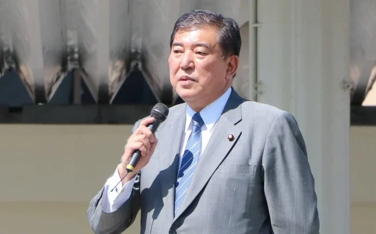 Premiê do Japão diz que política comercial dos EUA pode mudar o sistema econômico global