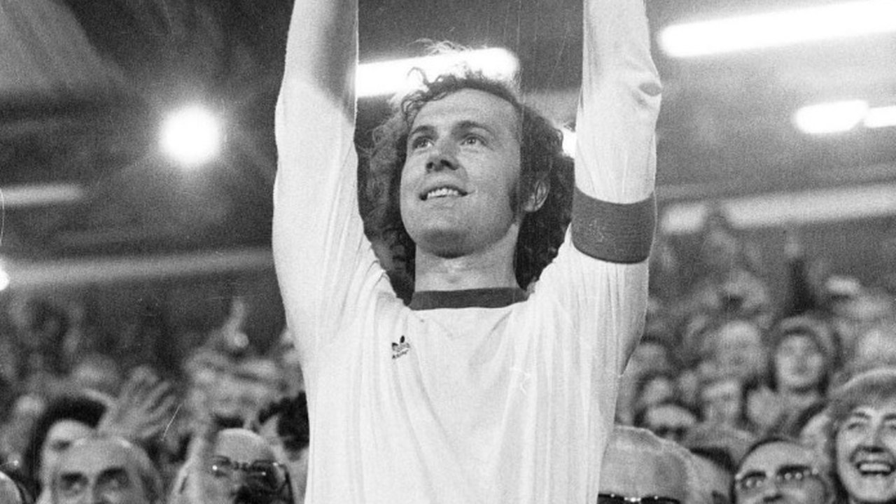 Beckenbauer é sepultado em cerimônia privada em Munique