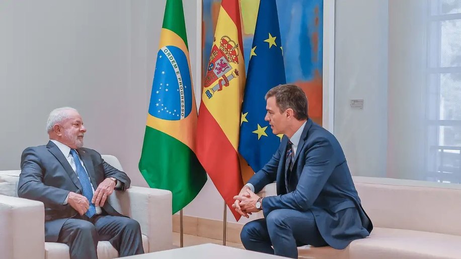 Lula agradece a Sánchez por apoio sobre acordo com UE