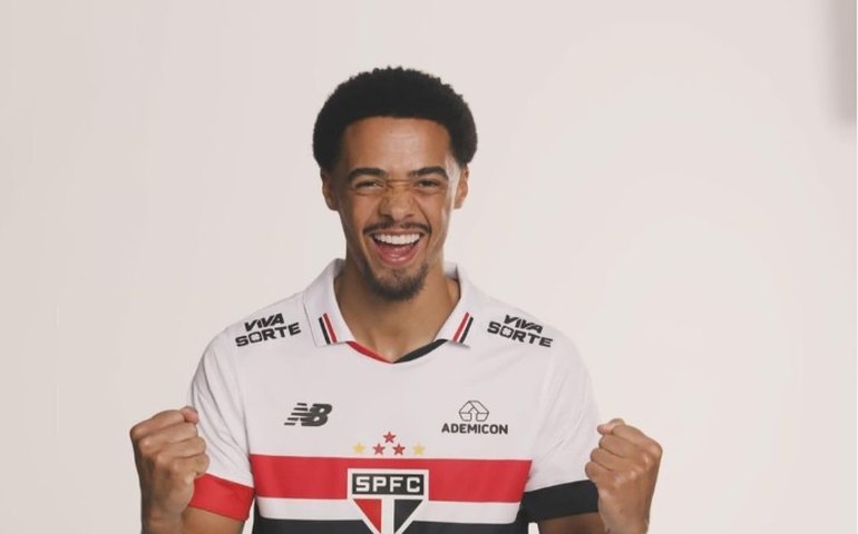 São Paulo anuncia a contratação do lateral-esquerdo norte-irlandês Jamal Lewis