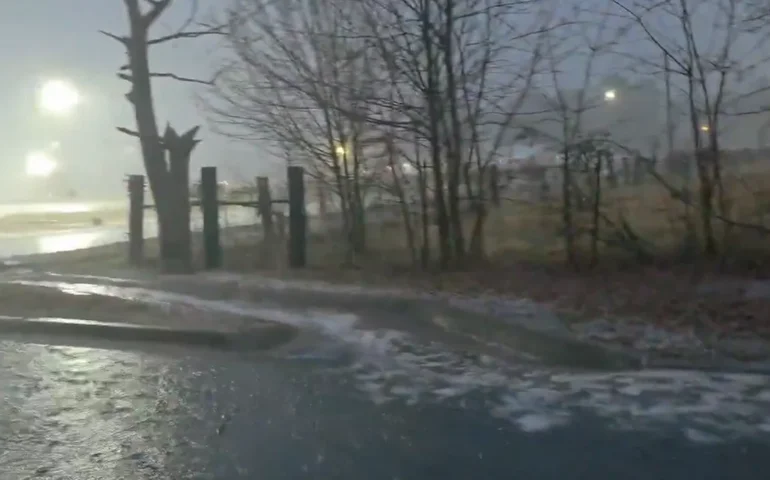 Gelo e Inundação: Tempestades severas castigam o Alabama com granizo e chuvas torrenciais