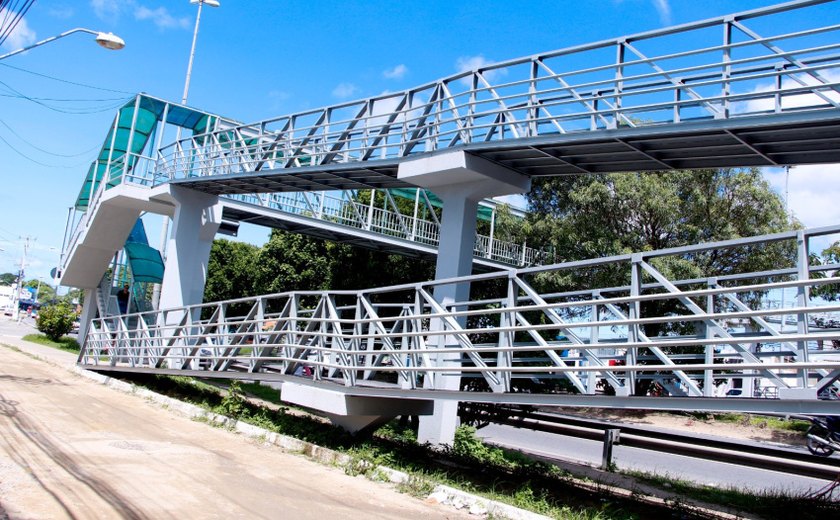 Remoção de passarela vai interditar Av. Durval de Góes Monteiro