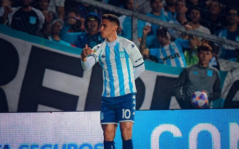 Matías Rojas faz golaço contrra o Flamengo e sorri ao ser perguntado sobre o Corinthians