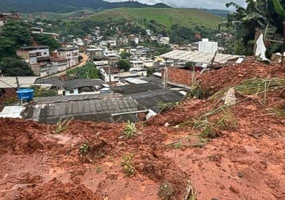 Tempestade deixa 10 mortos e 2 mil desalojados em Ipatinga