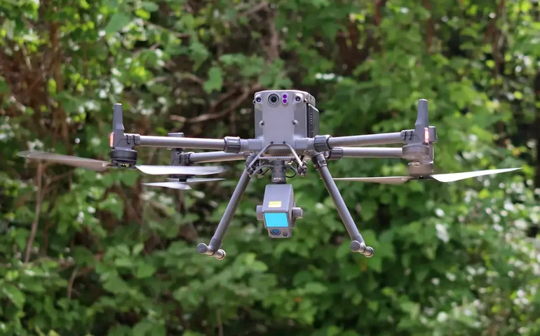 EUA abatem quatro drones Houthis no Mar Vermelho