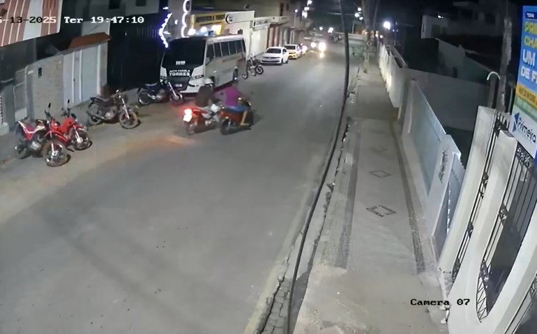 Criminosos furtam duas motos em sequência no centro de Palmeira dos Índios