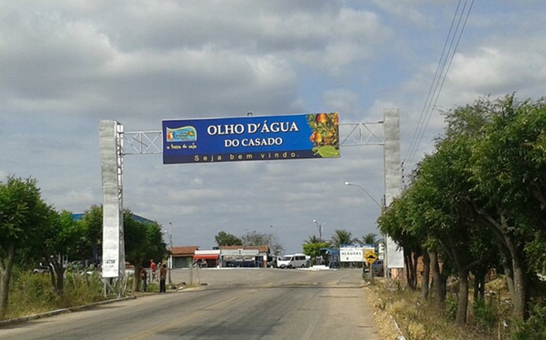 Governador visita obras da adutora de Olho d’Água do Casado e Piranhas neste sábado